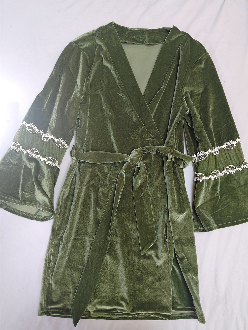 Olive Green Velvet Wrap Robe with Lace-Trimmed Sleeves